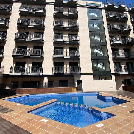 아파트 Ukelele - 6p Modern Flat With Pool & Parking